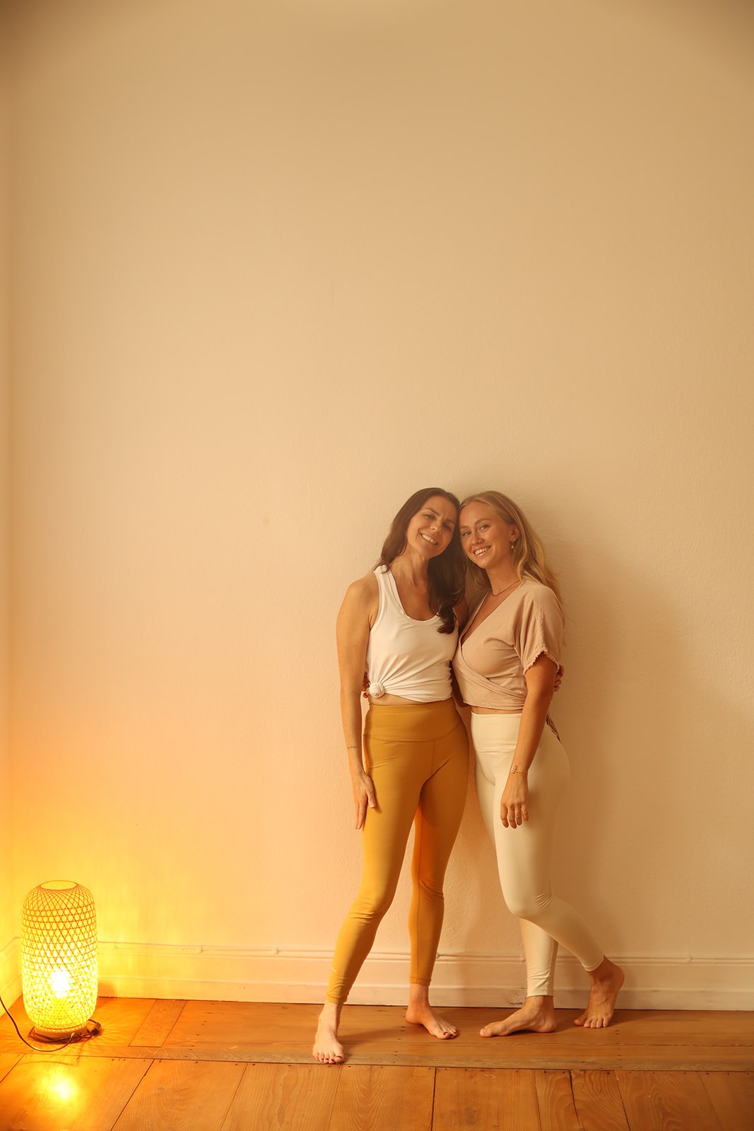 Essence of Yoga – Day Retreat mit Olga und Carolina